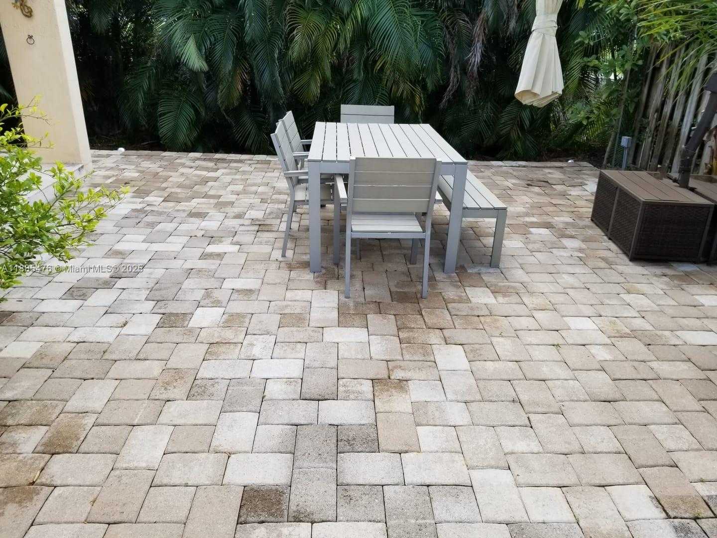 Small Image of 5764 NORTH WEST 98TH PL #5764, Doral Number 14