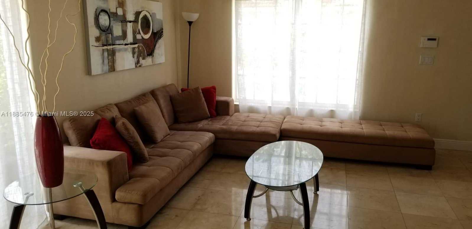 Small Image of 5764 NORTH WEST 98TH PL #5764, Doral Number 3