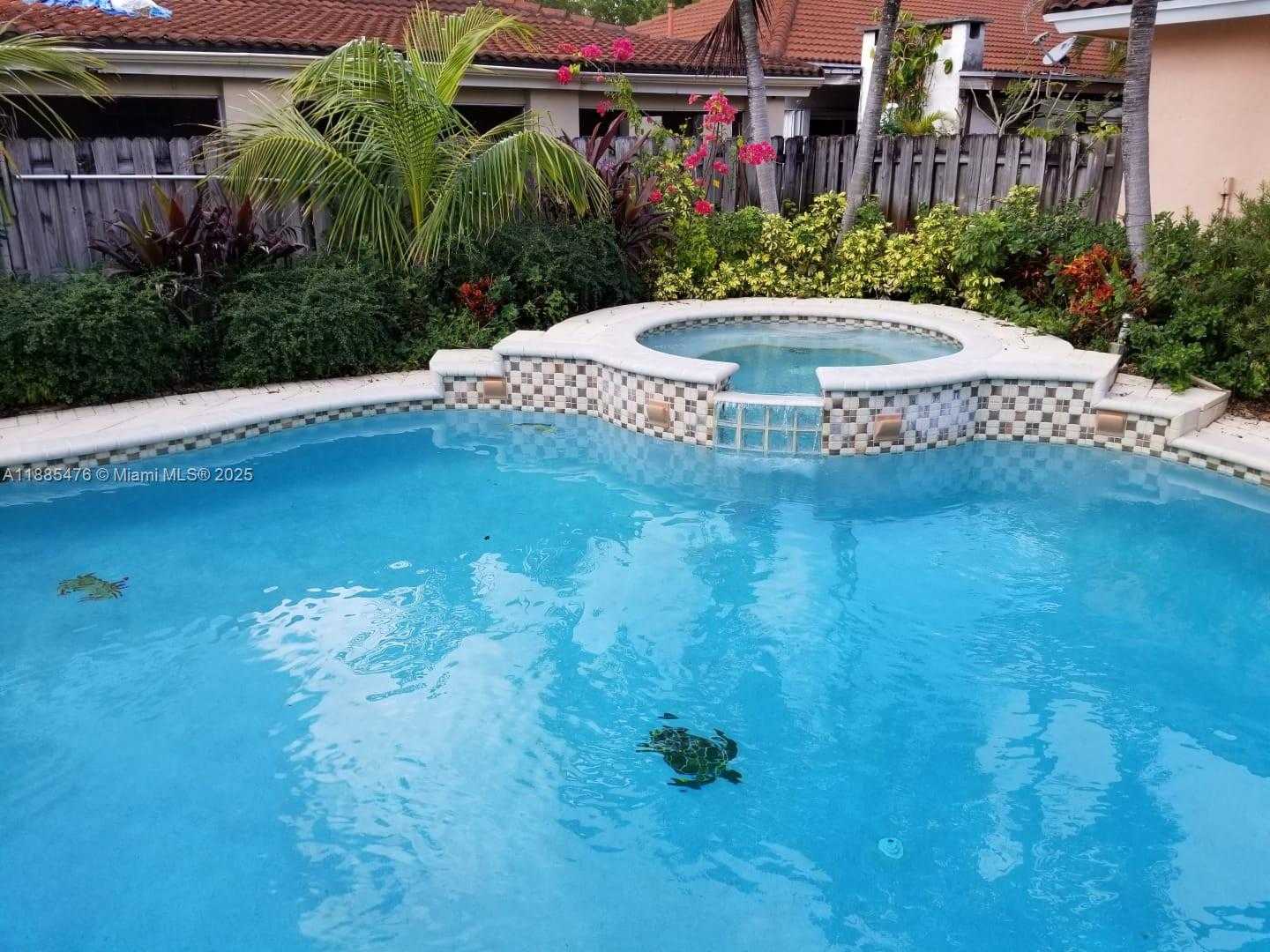 Small Image of 5764 NORTH WEST 98TH PL #5764, Doral Number 8
