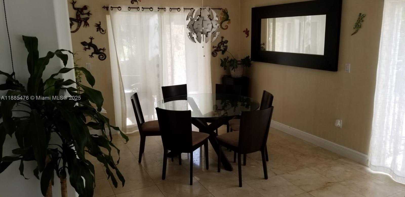Small Image of 5764 NORTH WEST 98TH PL #5764, Doral Number 9