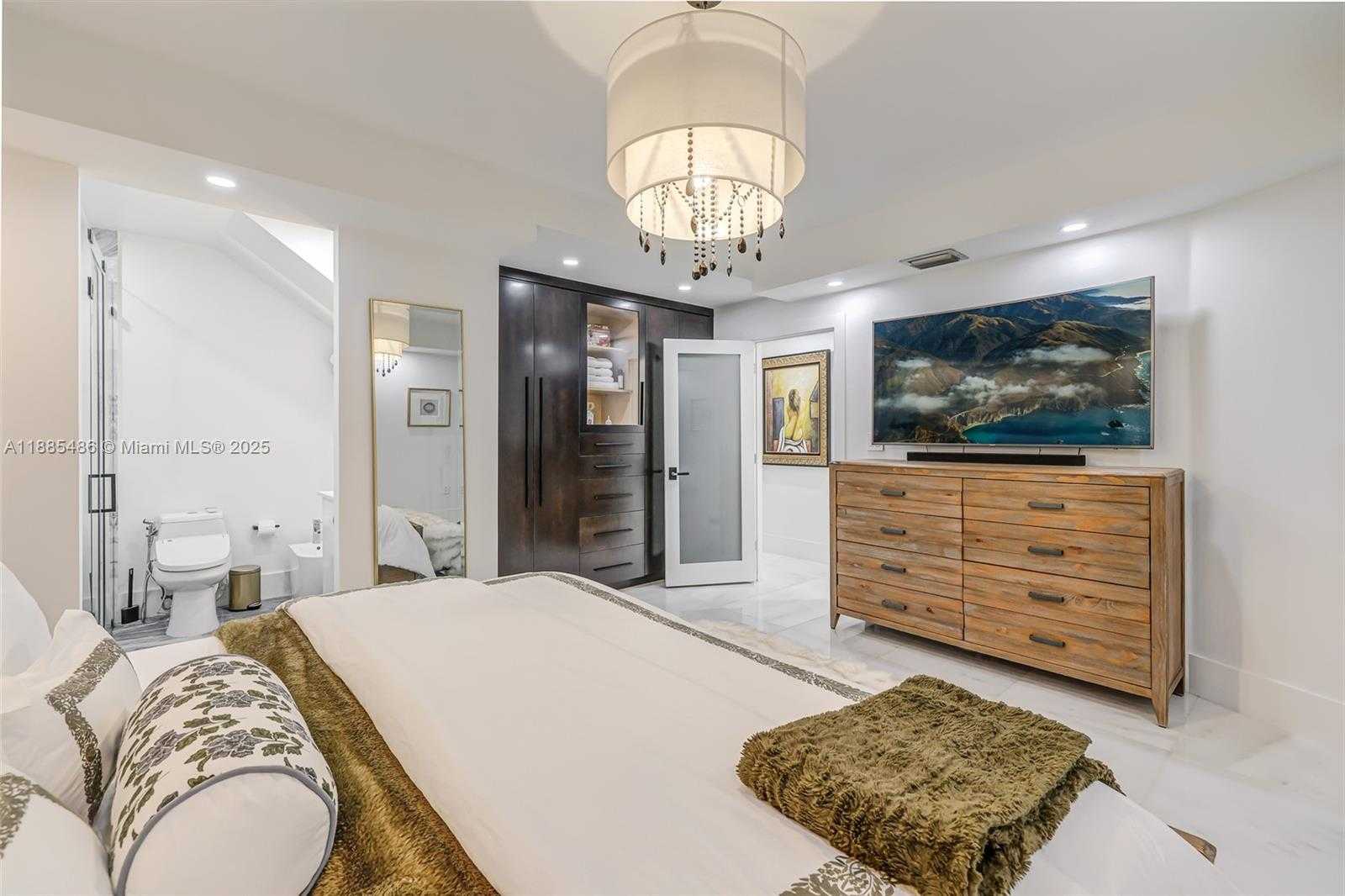 Small Image of 8761 SOUTH WEST 56TH ST, Miami Number 27