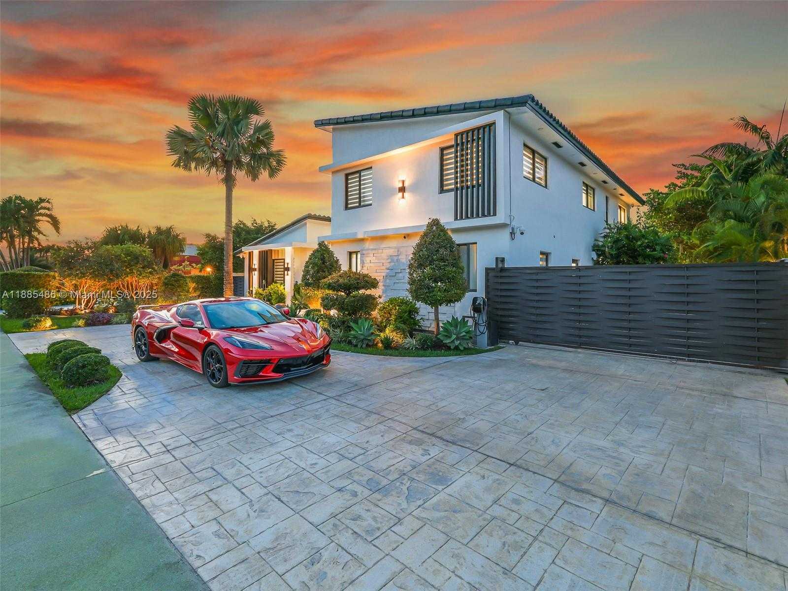 Small Image of 8761 SOUTH WEST 56TH ST, Miami Number 69