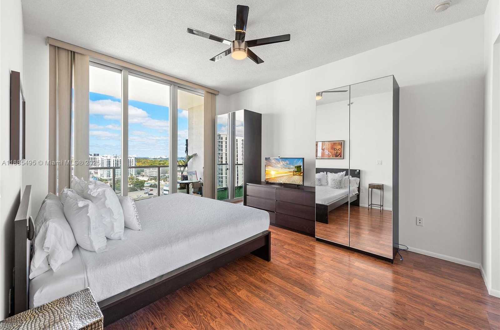 Small Image of 3470 EAST COAST AVE #H1203, Miami Number 5