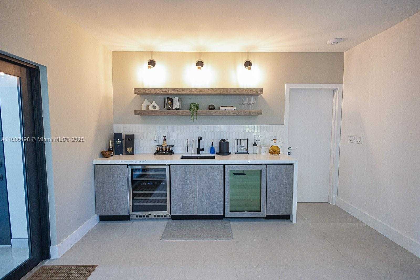 Small Image of 10506 SOUTH WEST 89TH PL, Miami Number 16