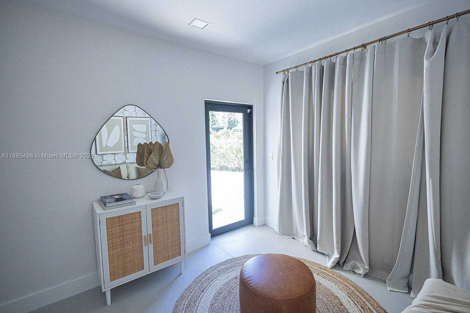 Small Image of 10506 SOUTH WEST 89TH PL, Miami Number 19