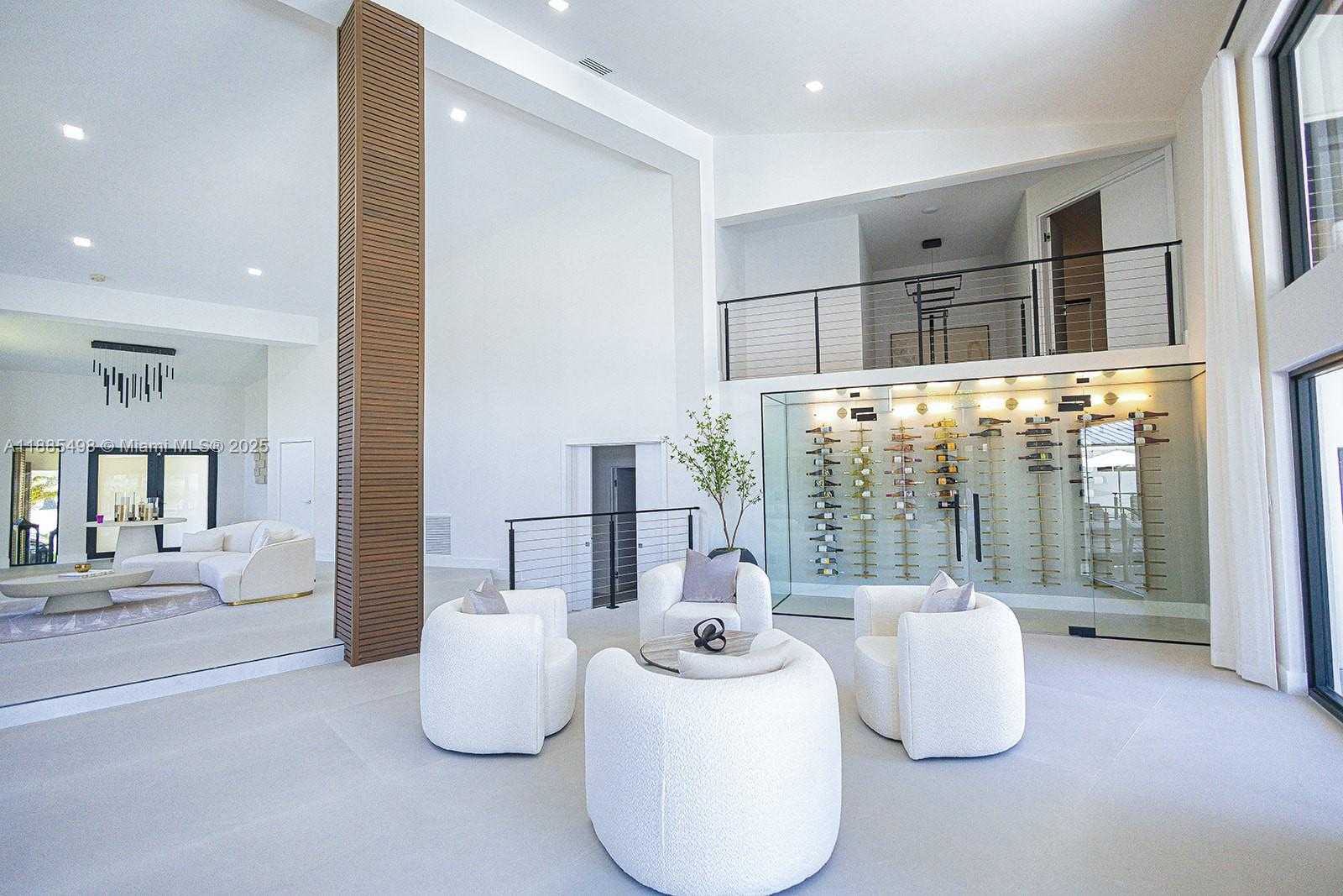 Small Image of 10506 SOUTH WEST 89TH PL, Miami Number 29