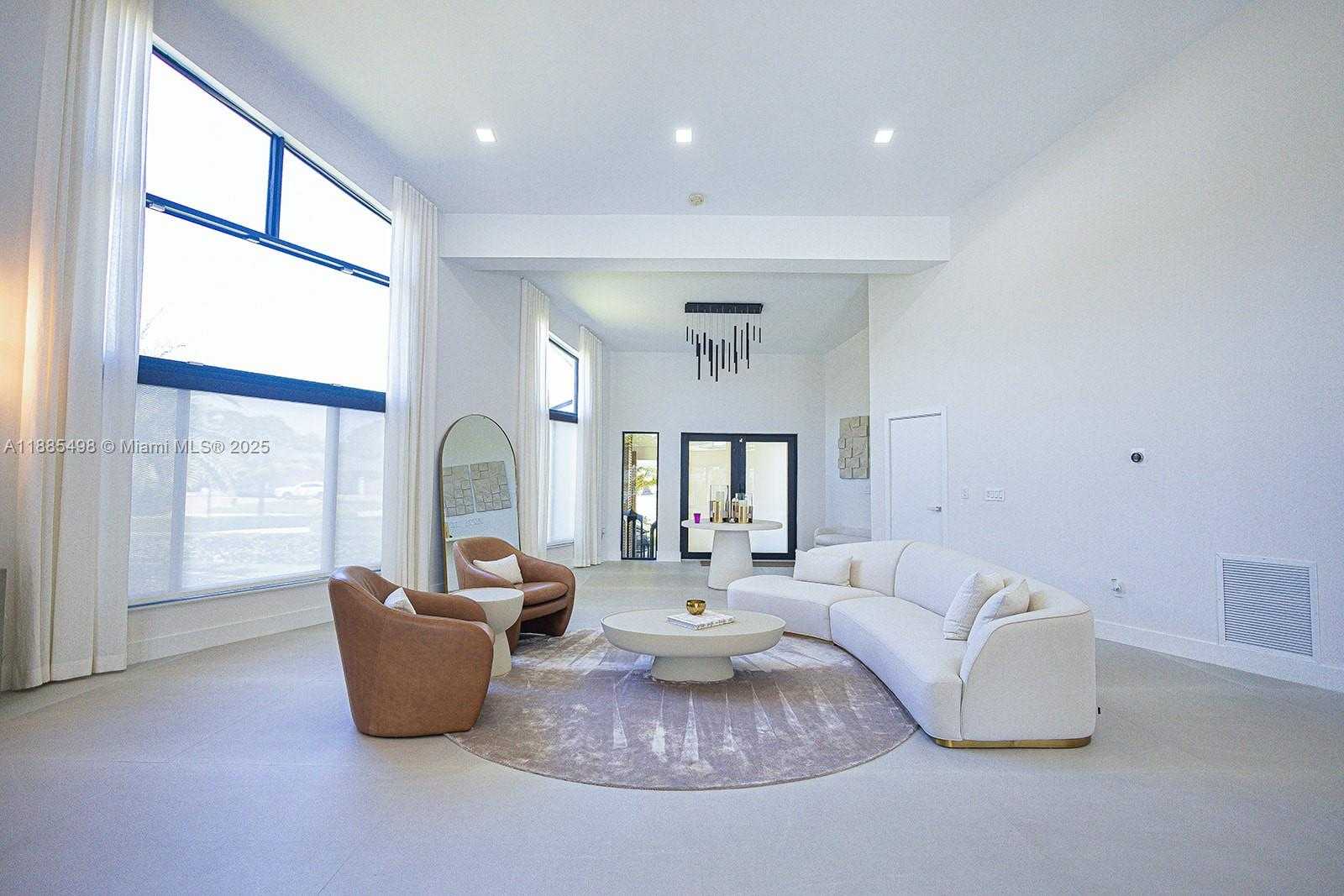 Small Image of 10506 SOUTH WEST 89TH PL, Miami Number 31