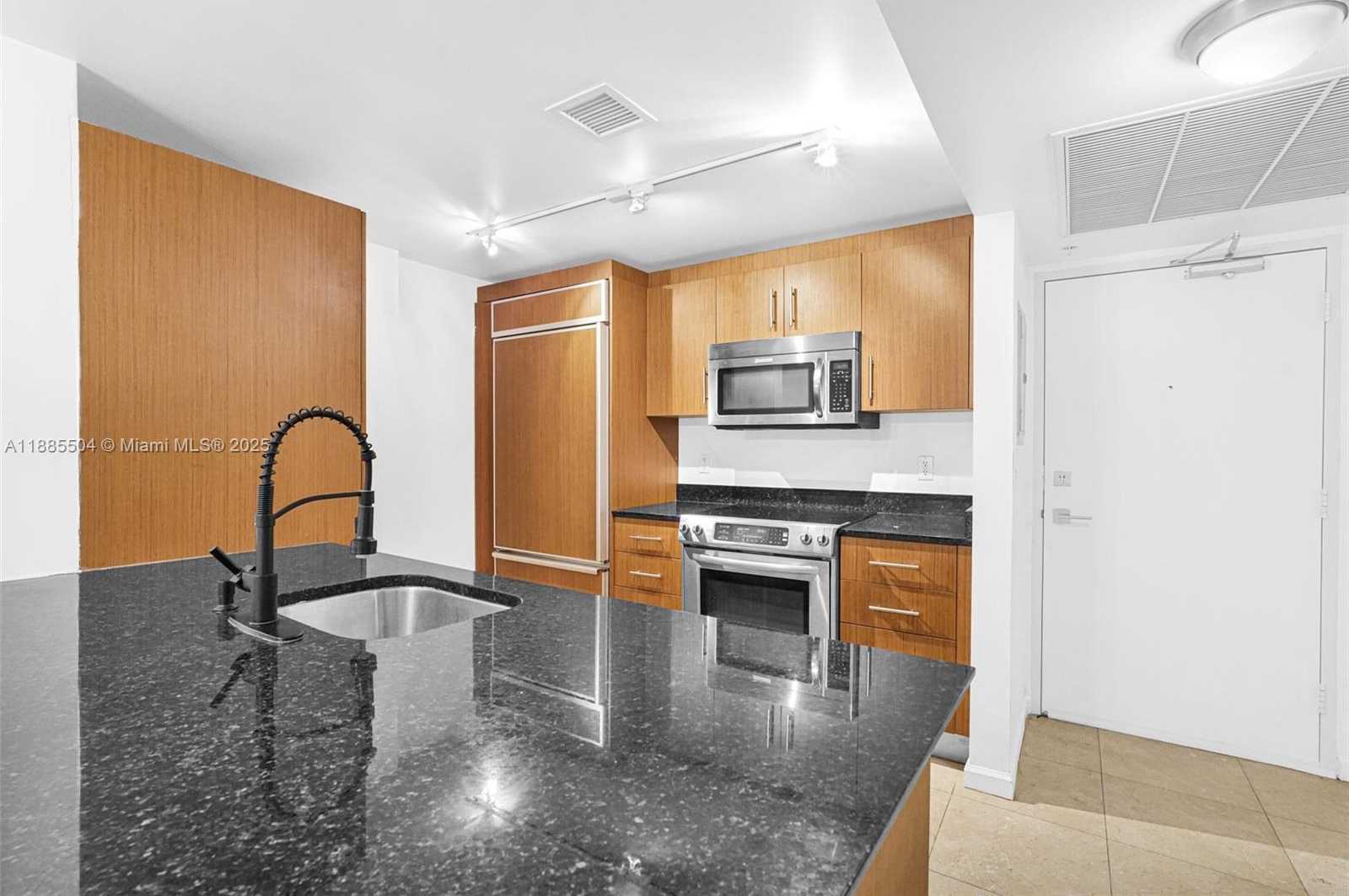 Small Image of 10275 COLLINS AVE #312, Bal Harbour Number 16