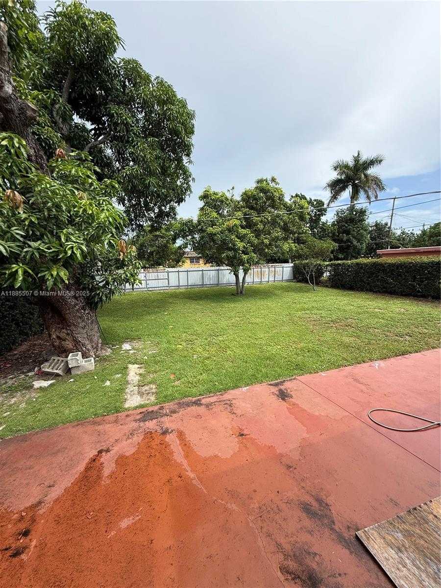 Small Image of 1235 NORTH EAST NW 129TH ST #1, North Miami Number 12