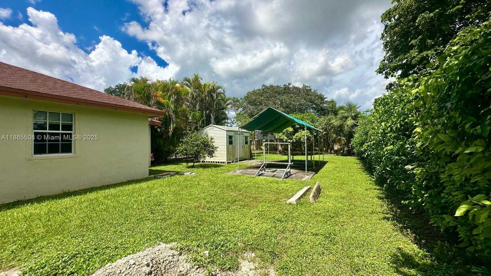 Small Image of 1771 NORTH WEST 17TH ST, Homestead Number 14