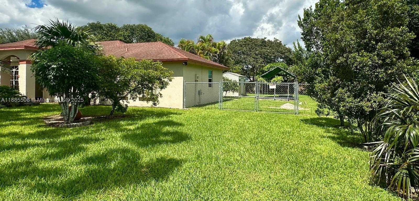 Small Image of 1771 NORTH WEST 17TH ST, Homestead Number 4