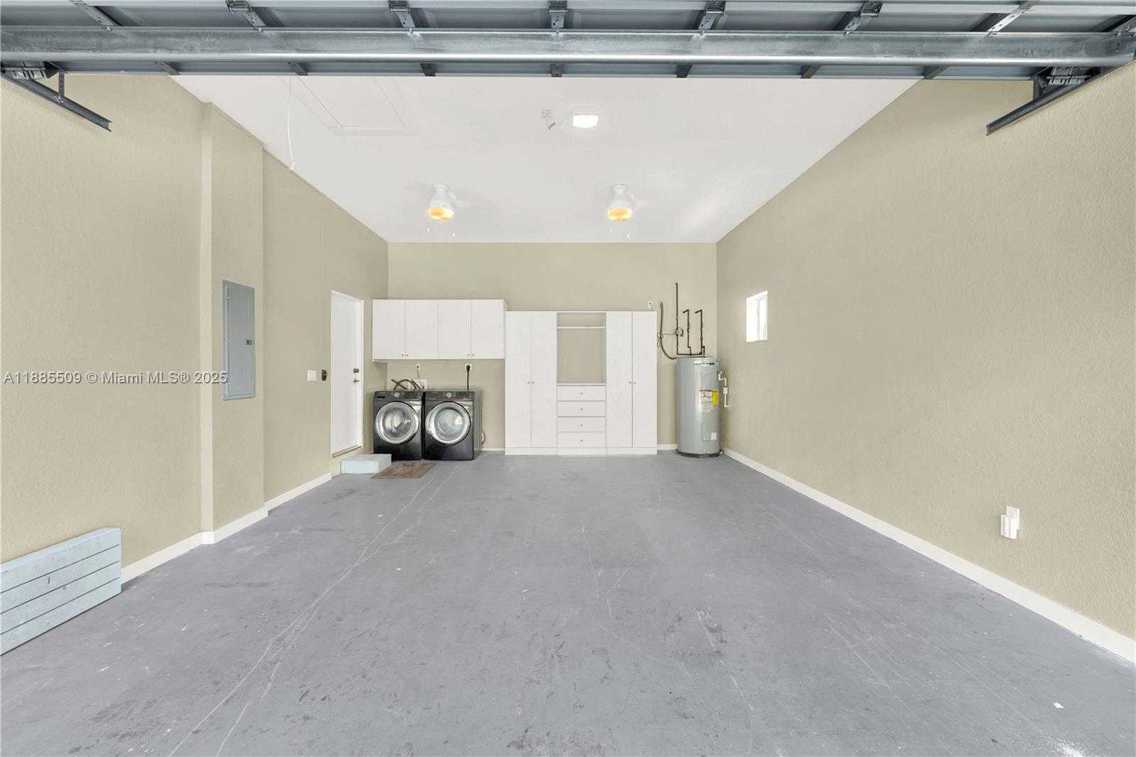 Small Image of 11921 SOUTH WEST 82ND RD, Miami Number 19