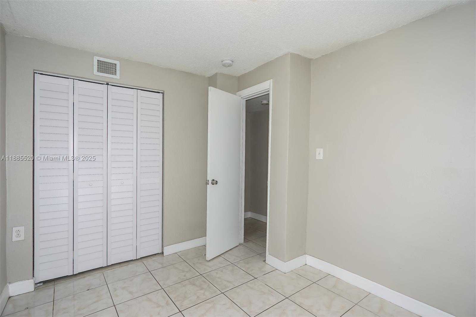 Small Image of 2161 NORTH WEST 97TH ST, Miami Number 11
