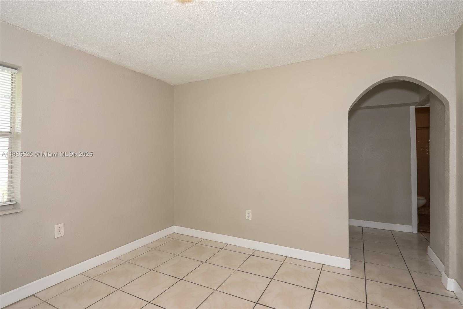 Small Image of 2161 NORTH WEST 97TH ST, Miami Number 4