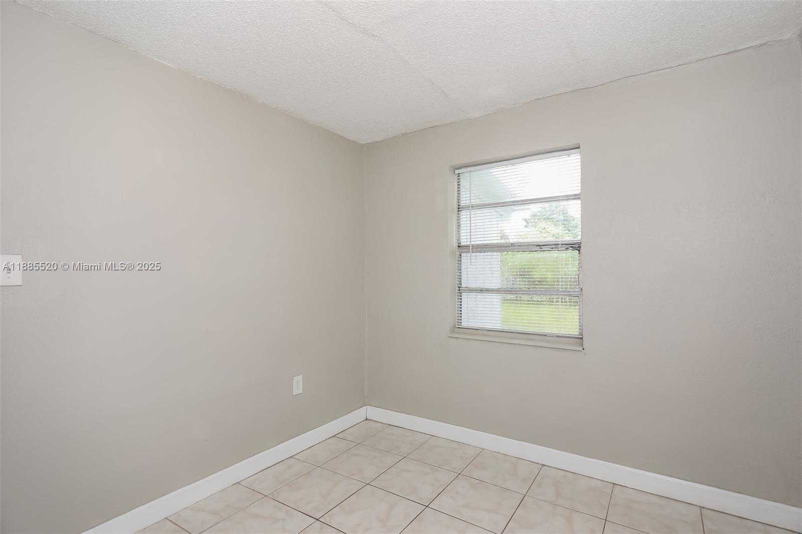 Small Image of 2161 NORTH WEST 97TH ST, Miami Number 9