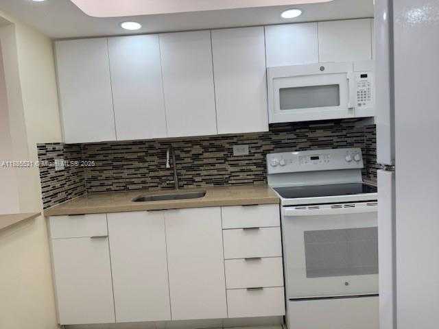 Small Image of 5401 COLLINS AVE #1129, Miami Beach Number 25