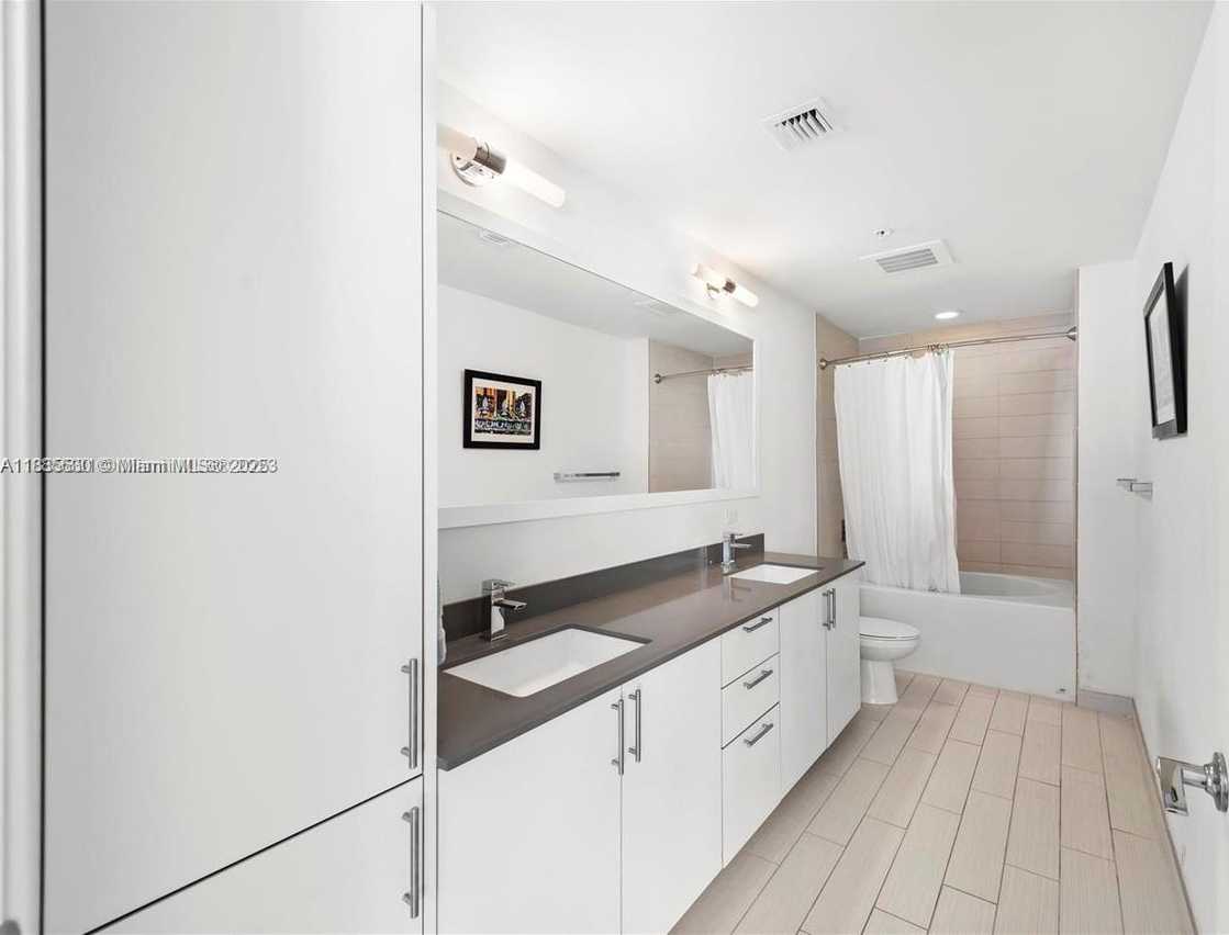 Small Image of 999 SOUTH WEST 1ST AVE #1811, Miami Number 13