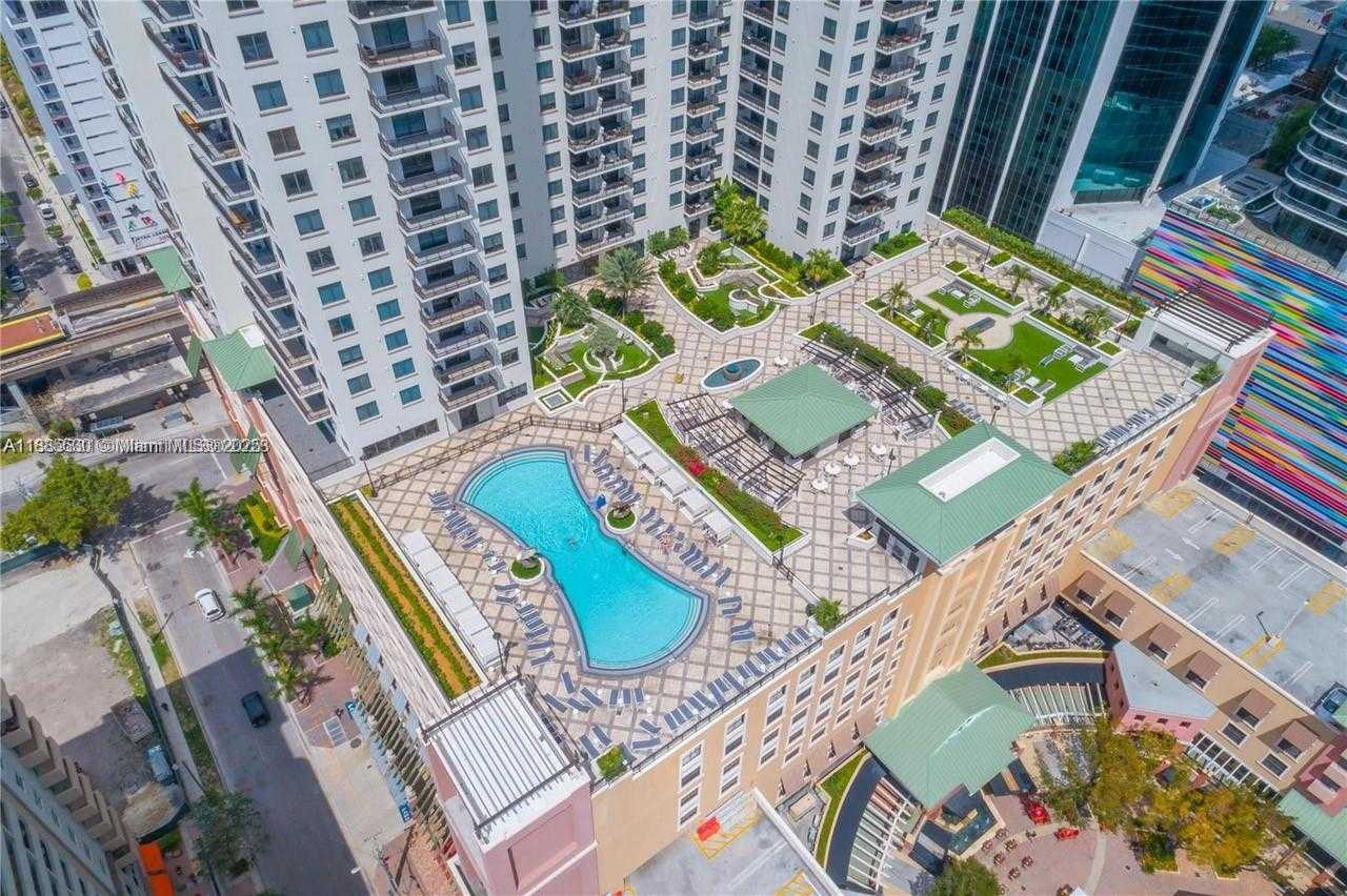 Small Image of 999 SOUTH WEST 1ST AVE #1811, Miami Number 19
