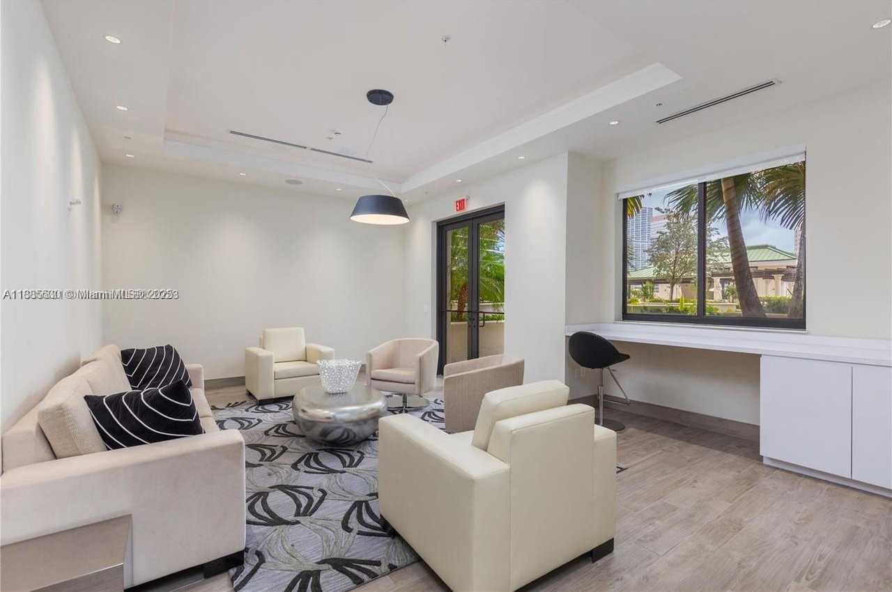 Small Image of 999 SOUTH WEST 1ST AVE #1811, Miami Number 24
