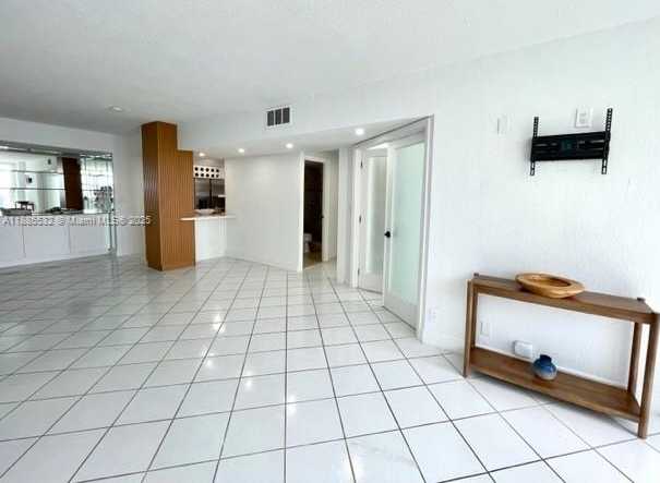 Small Image of 3725 SOUTH OCEAN DR #910, Hollywood Number 4