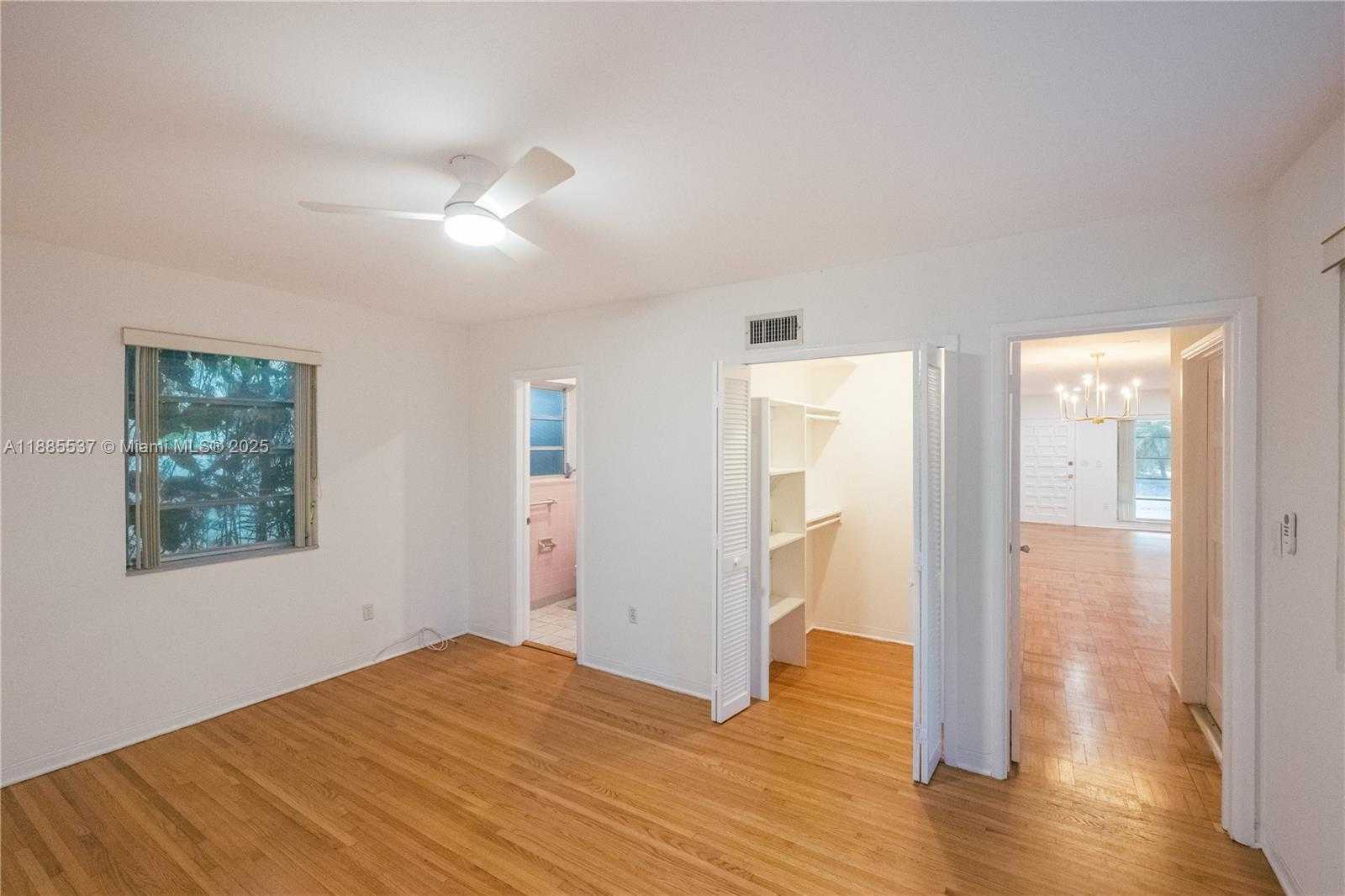 Small Image of 5600 SAN VICENTE ST, Coral Gables Number 18