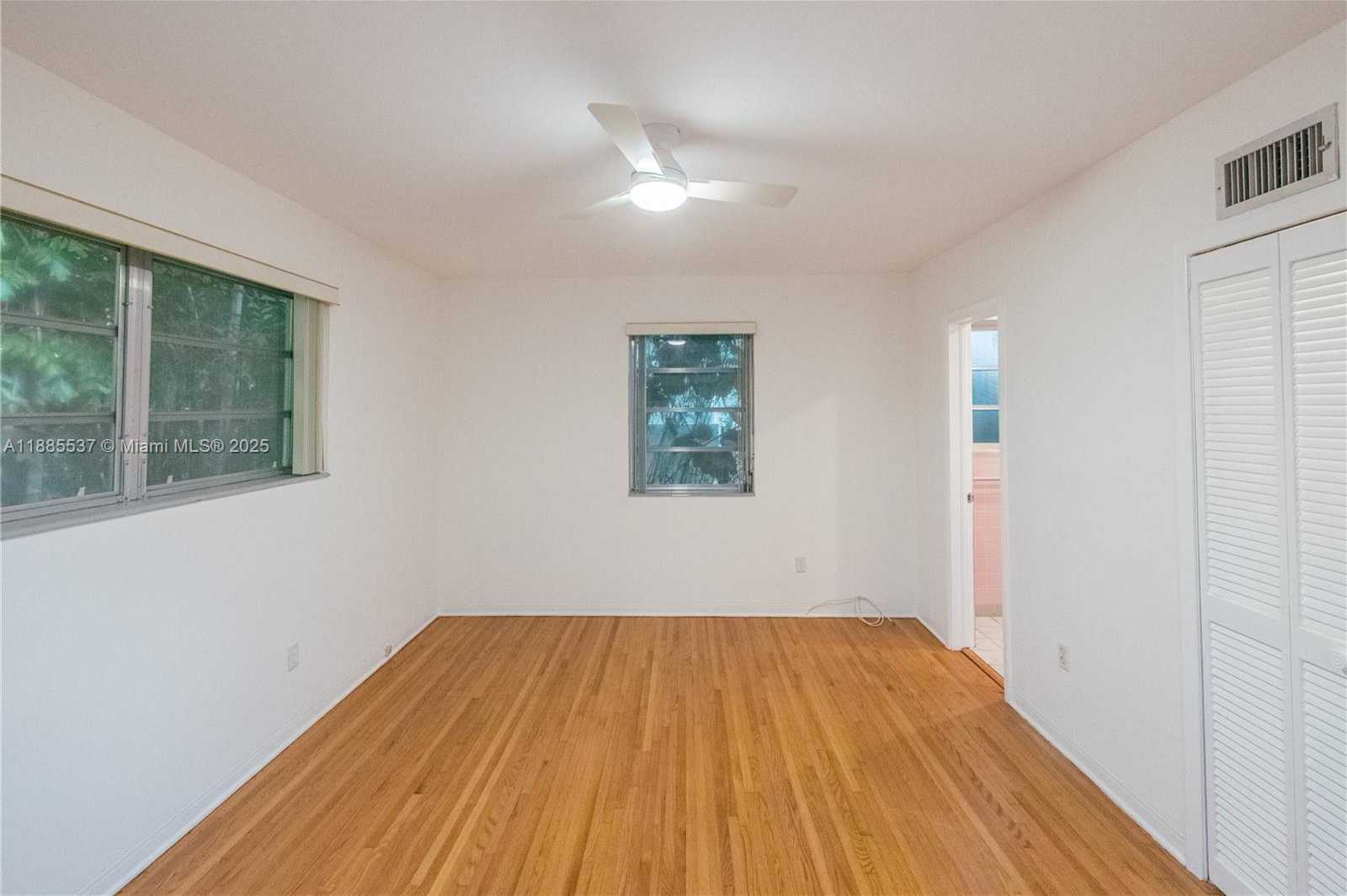Small Image of 5600 SAN VICENTE ST, Coral Gables Number 20