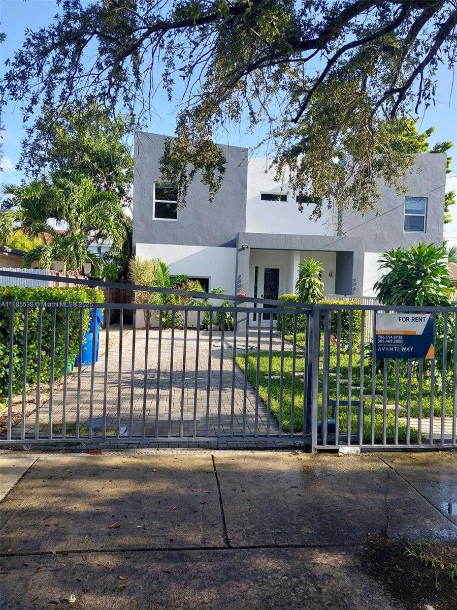 Small Image of 2839 SOUTH WEST 25TH TER #2839, Miami Number 3