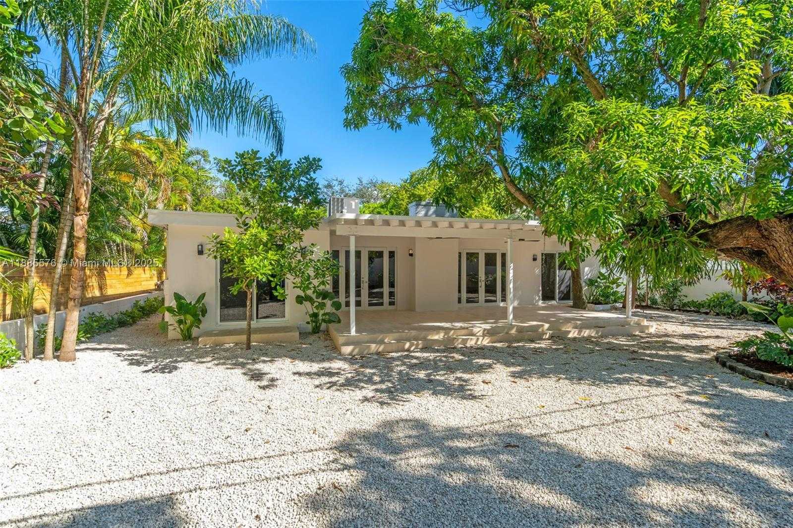 Small Image of 520 NORTH EAST 50TH TER, Miami Number 17