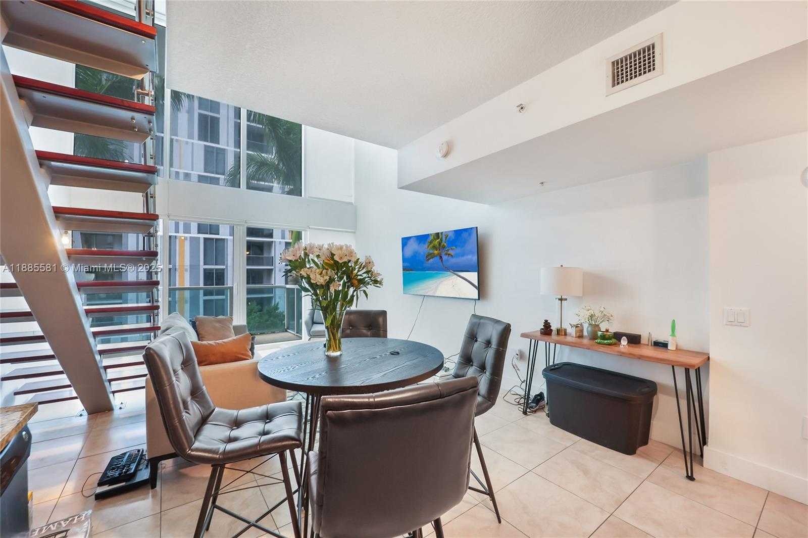 Small Image of 41 SOUTH EAST 5TH ST #304, Miami Number 5
