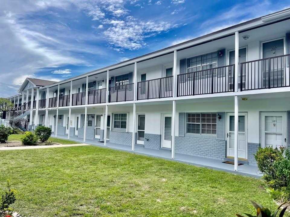 Small Image of 1431 SOUTH 14TH AVE #104, Hollywood Number 12