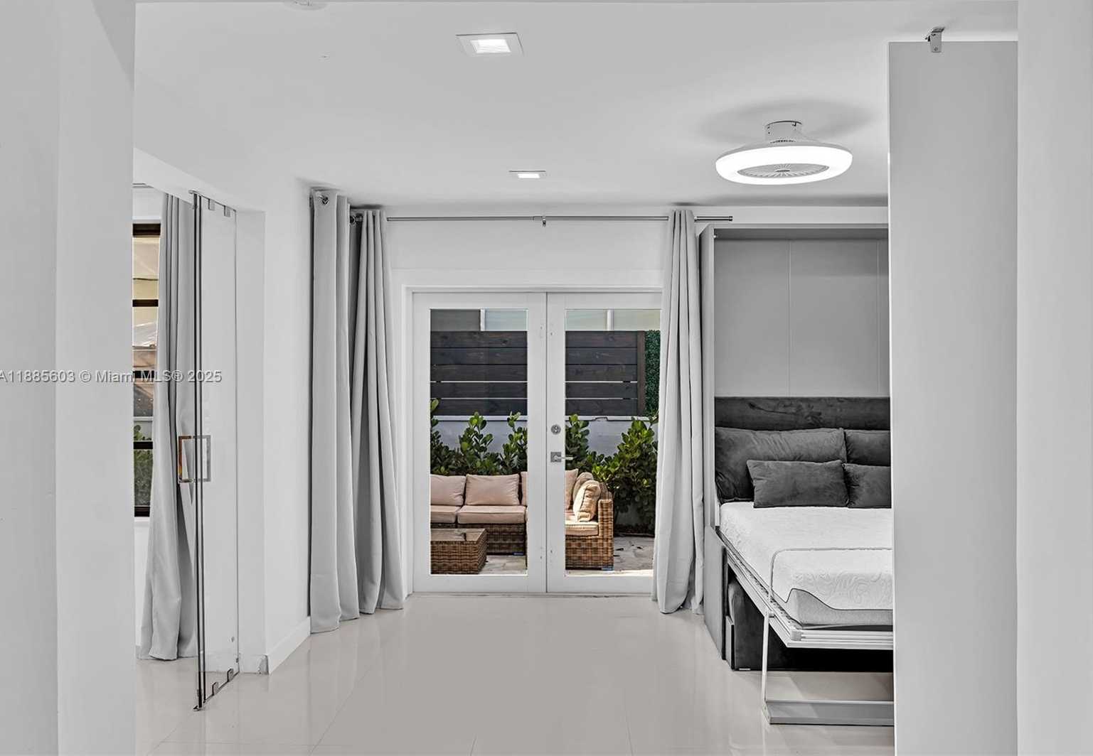 Small Image of 1000 10TH ST, Miami Beach Number 16