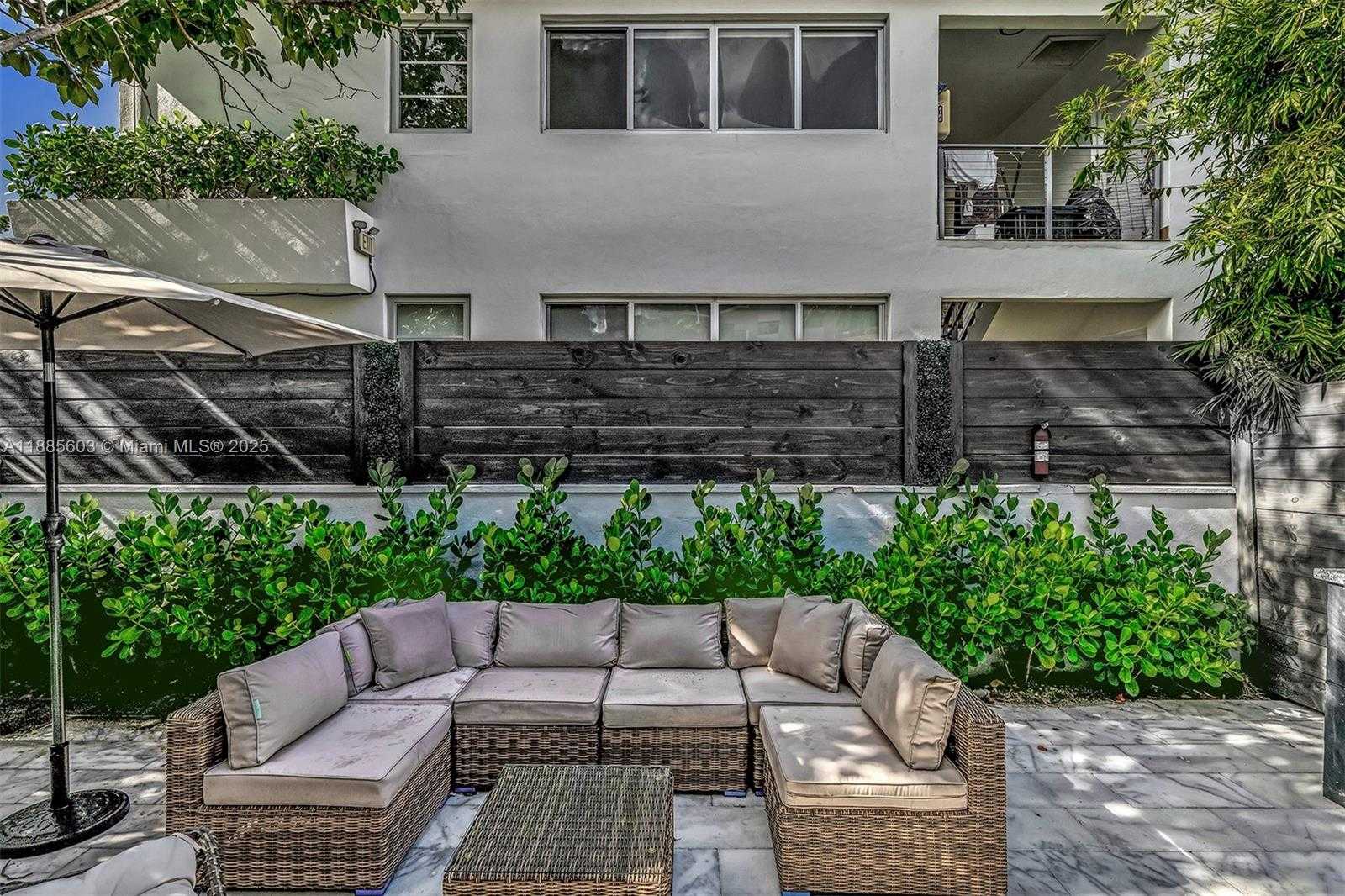 Small Image of 1000 10TH ST, Miami Beach Number 37