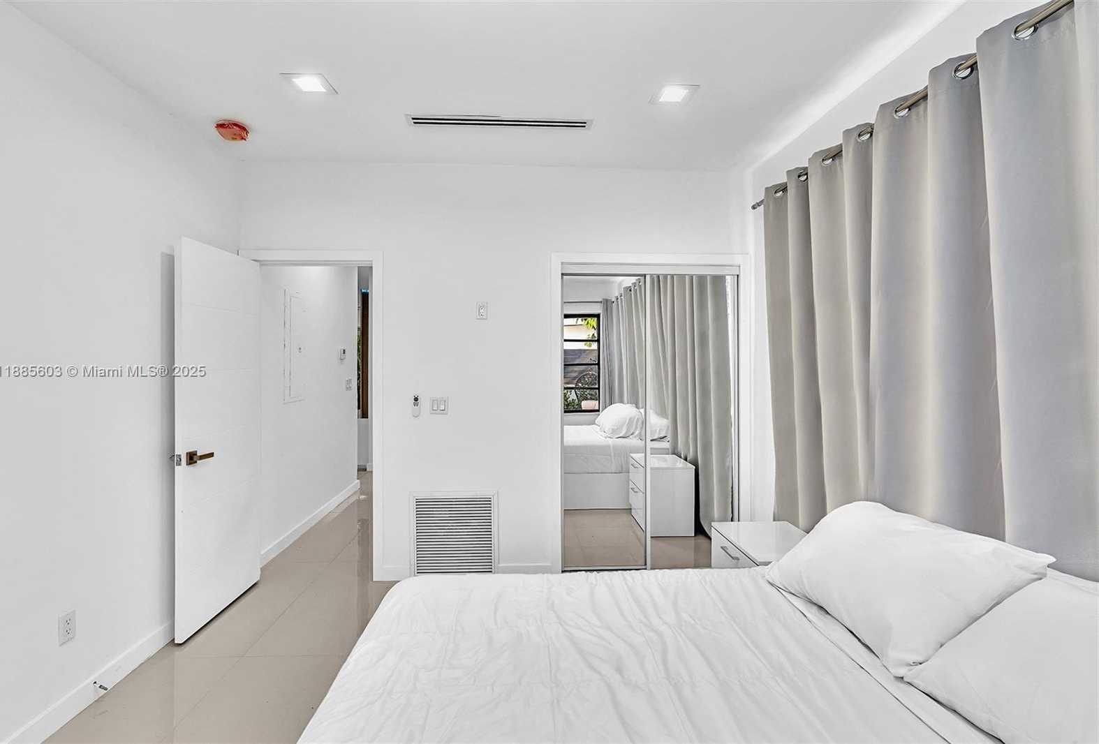 Small Image of 1000 10TH ST, Miami Beach Number 47