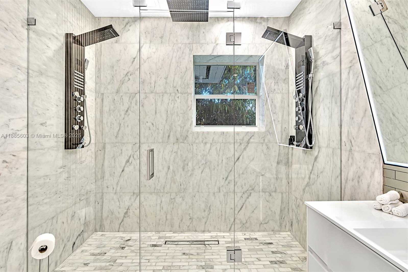 Small Image of 1000 10TH ST, Miami Beach Number 50