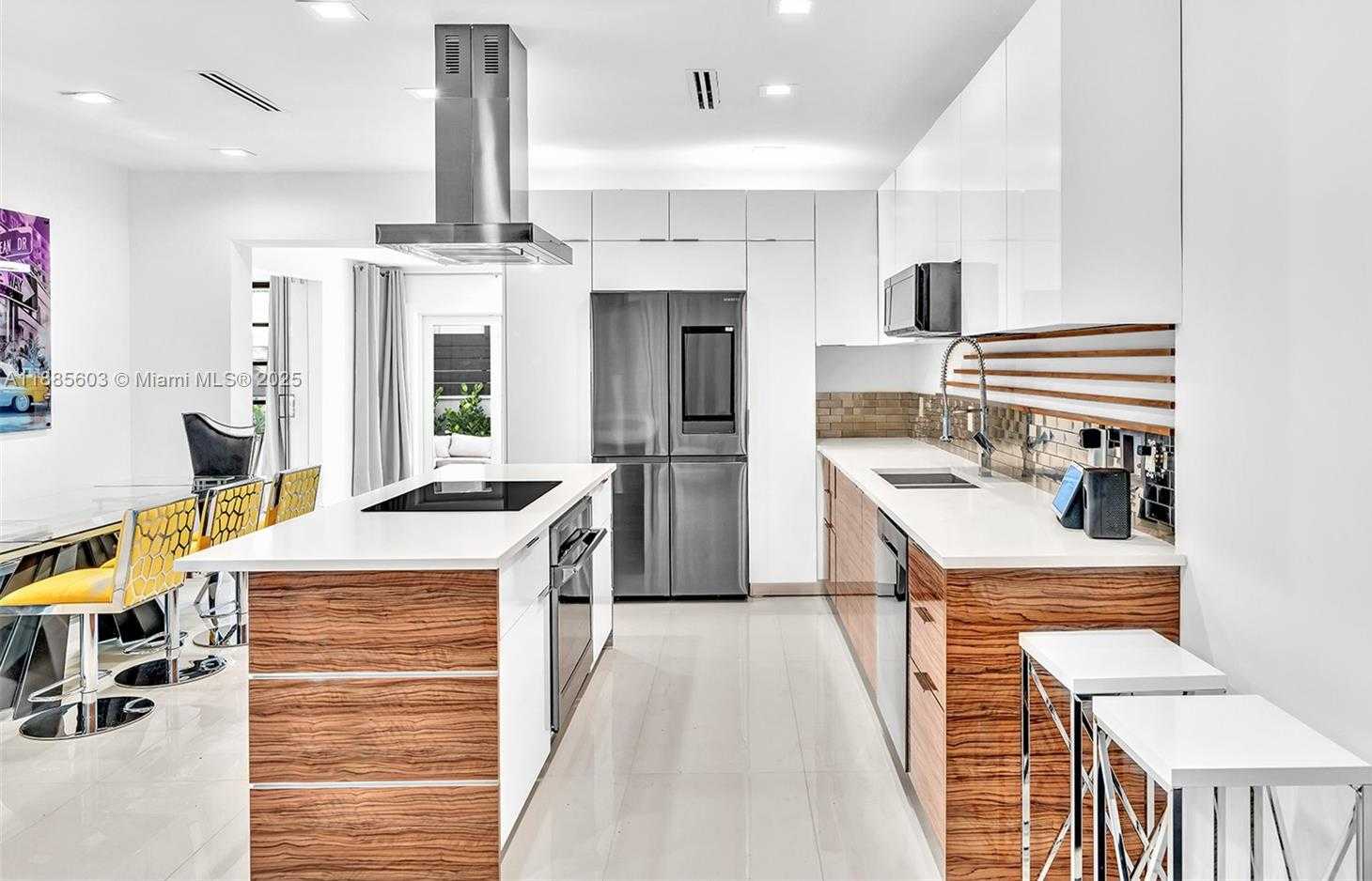 Small Image of 1000 10TH ST, Miami Beach Number 9