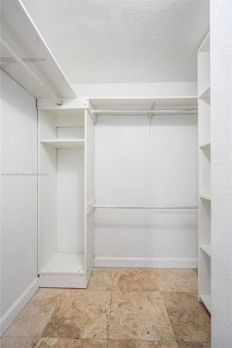 Small Image of 2180 BAY DR #1A, Miami Beach Number 15