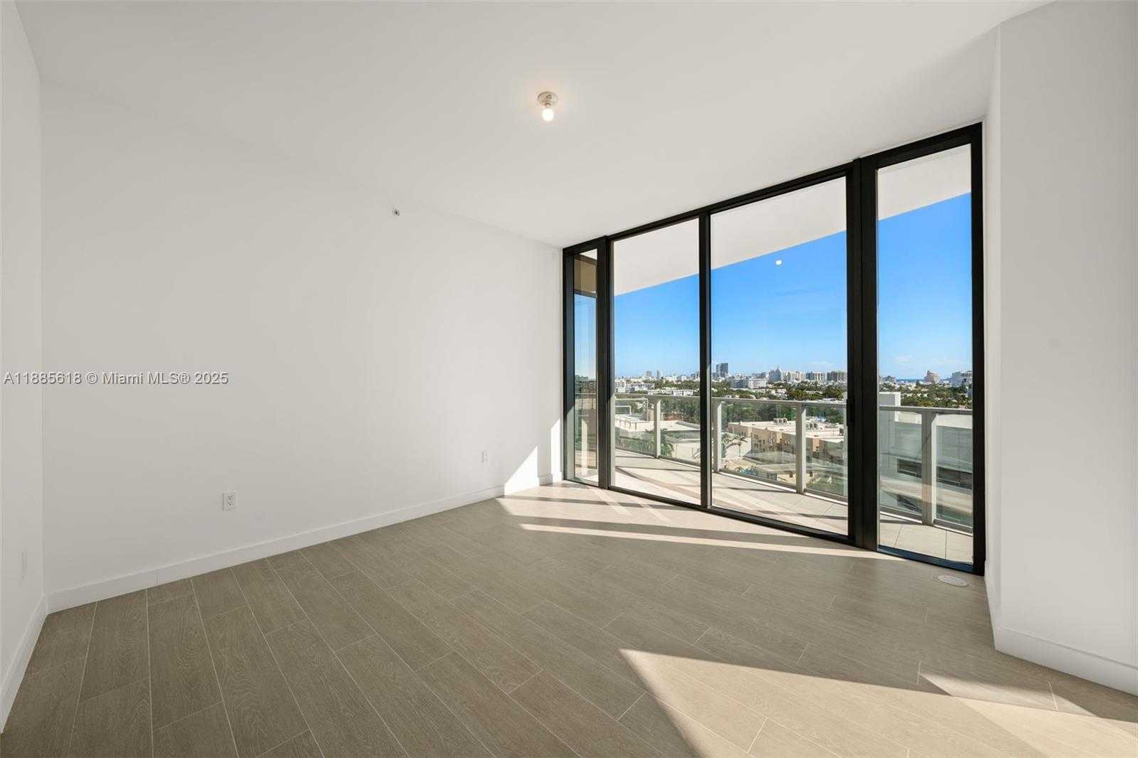 Small Image of 500 ALTON #1001, Miami Beach Number 48