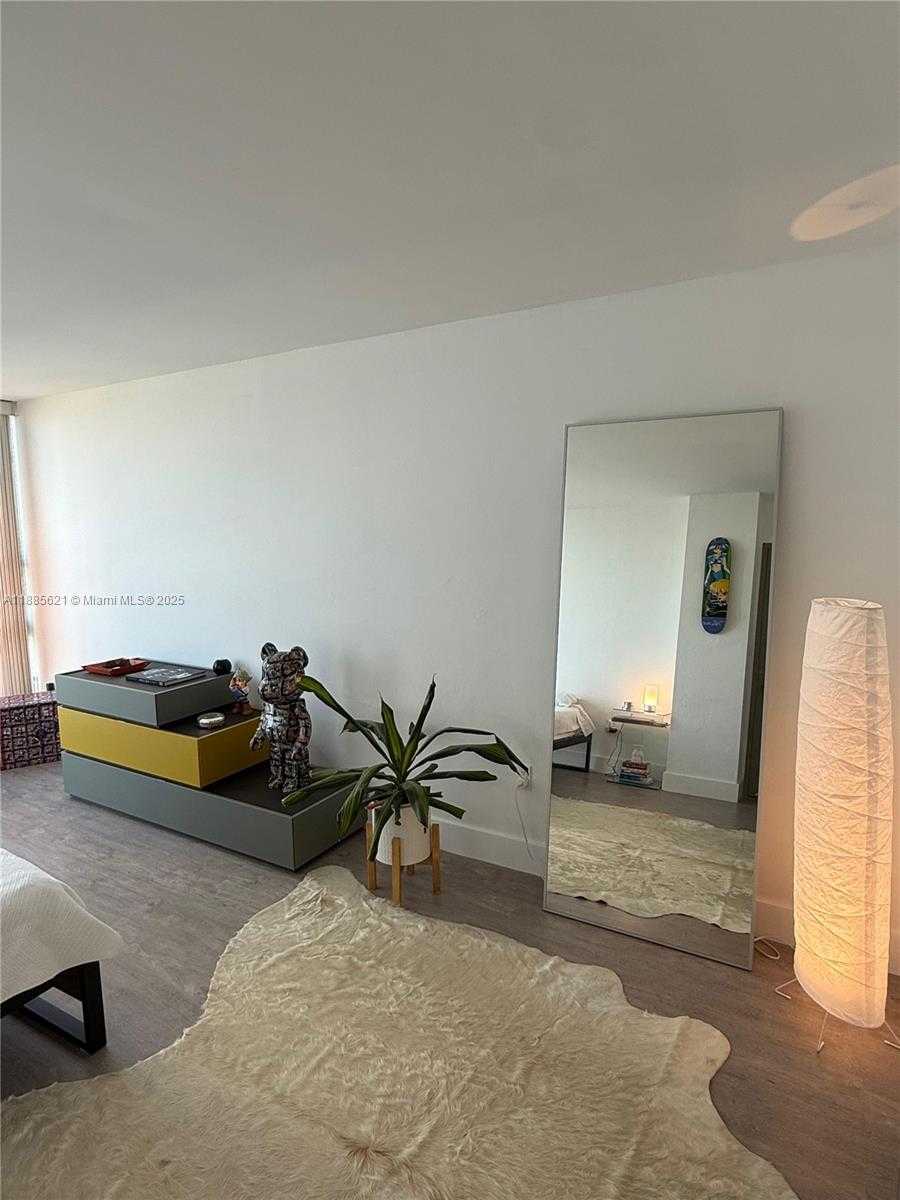 Small Image of 600 NORTH EAST 36TH ST #2002, Miami Number 6