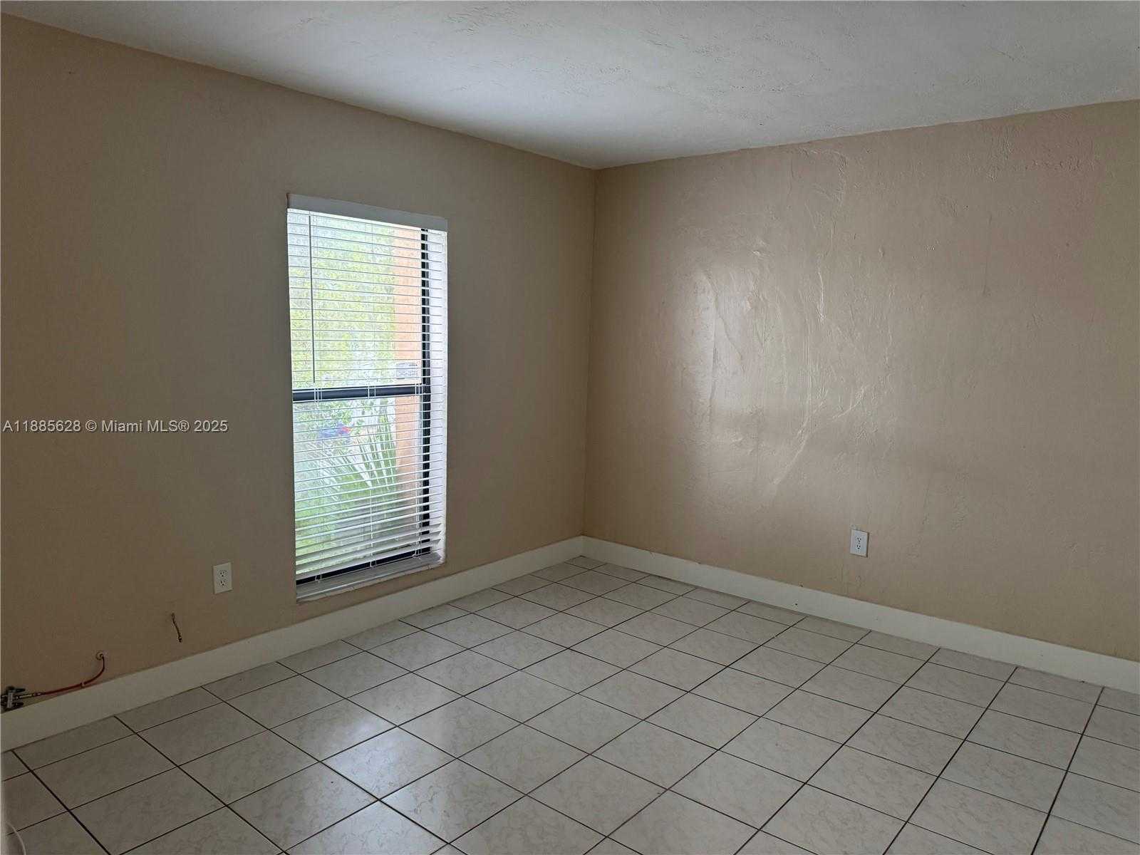 Small Image of 1280 WEST 54TH ST #209B, Hialeah Number 5