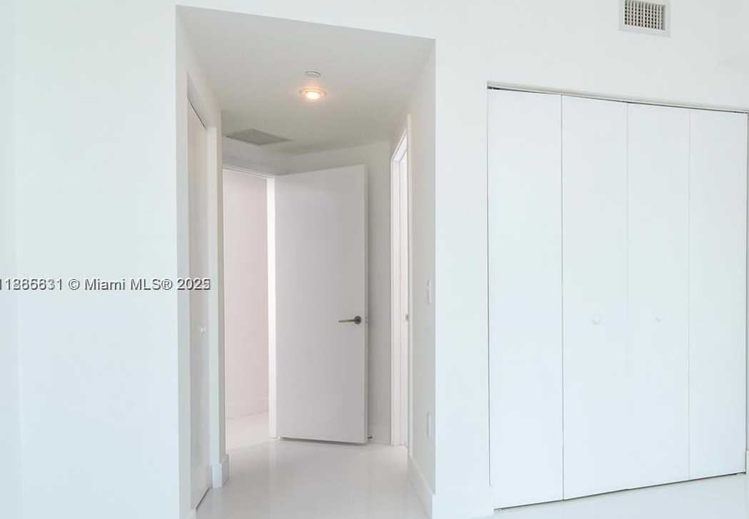 Small Image of 1100 SOUTH MIAMI AVE #2510, Miami Number 8