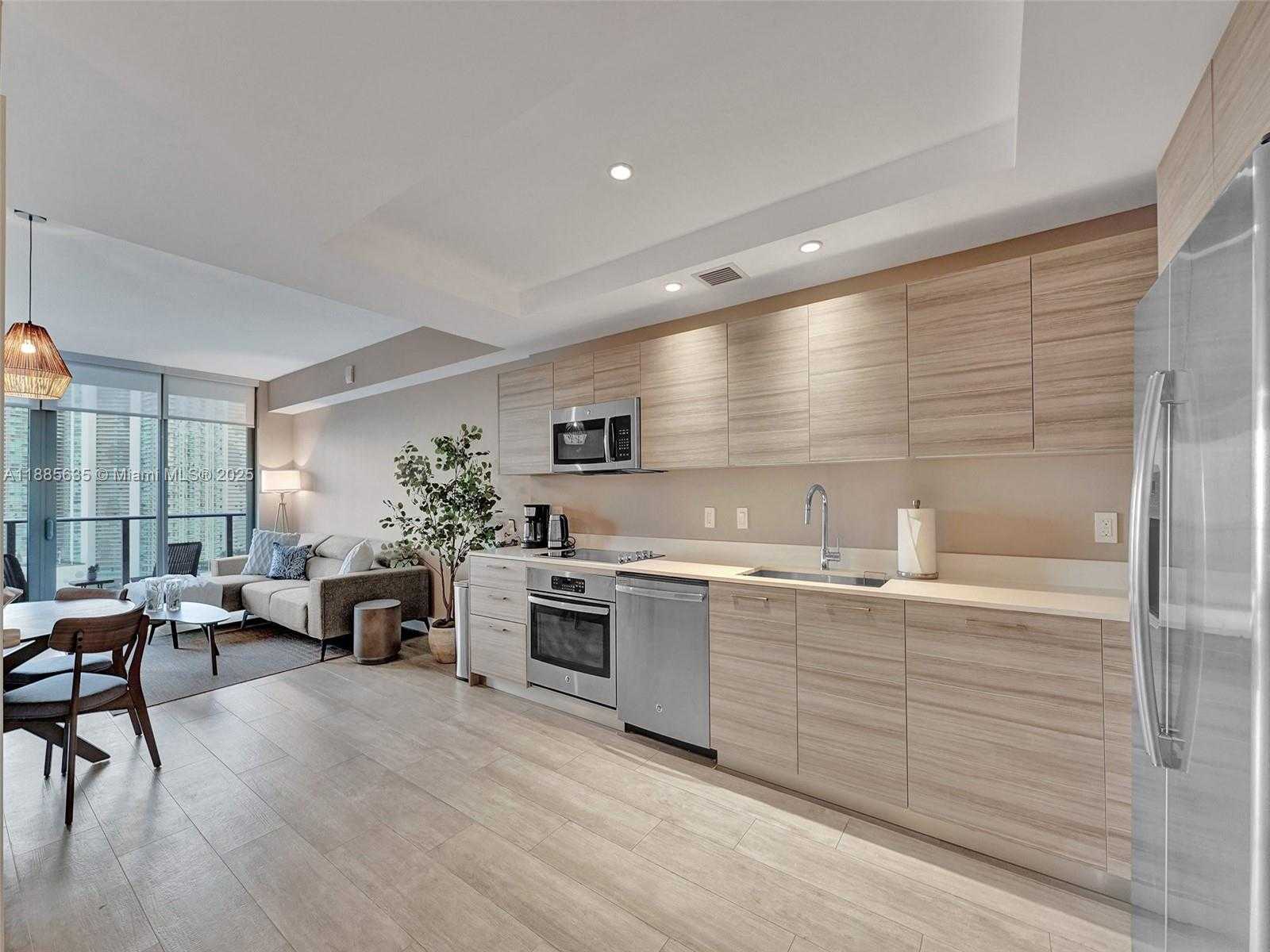 Small Image of 121 NORTH EAST 34TH ST #2106A, Miami Number 15