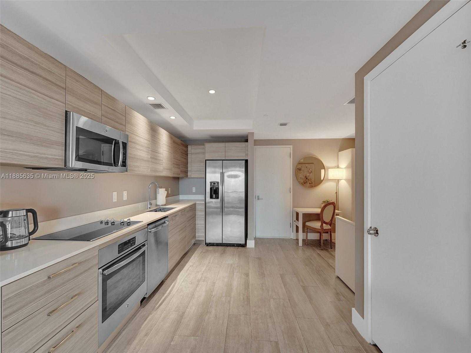 Small Image of 121 NORTH EAST 34TH ST #2106A, Miami Number 17