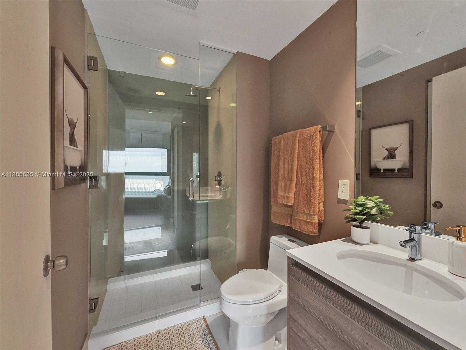 Small Image of 121 NORTH EAST 34TH ST #2106A, Miami Number 22