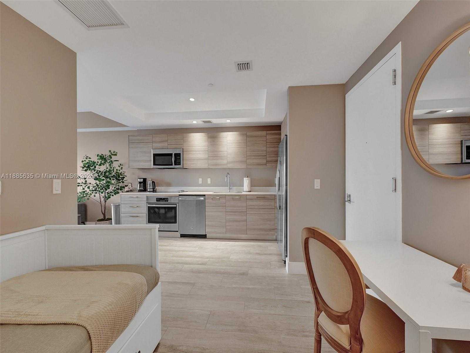 Small Image of 121 NORTH EAST 34TH ST #2106A, Miami Number 30
