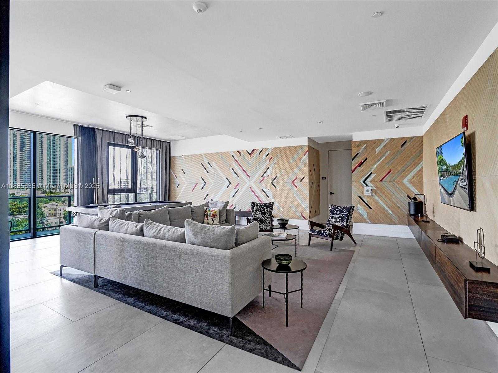 Small Image of 121 NORTH EAST 34TH ST #2106A, Miami Number 48