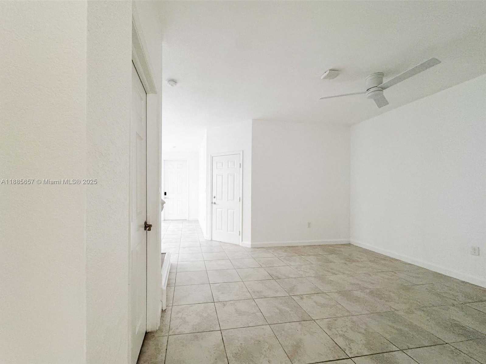Small Image of 10436 WEST 34TH CT #10436, Hialeah Number 5