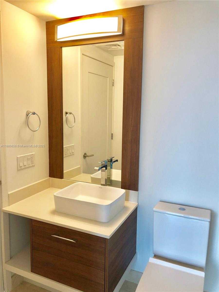Small Image of 601 NORTH EAST 27TH ST #1101, Miami Number 15