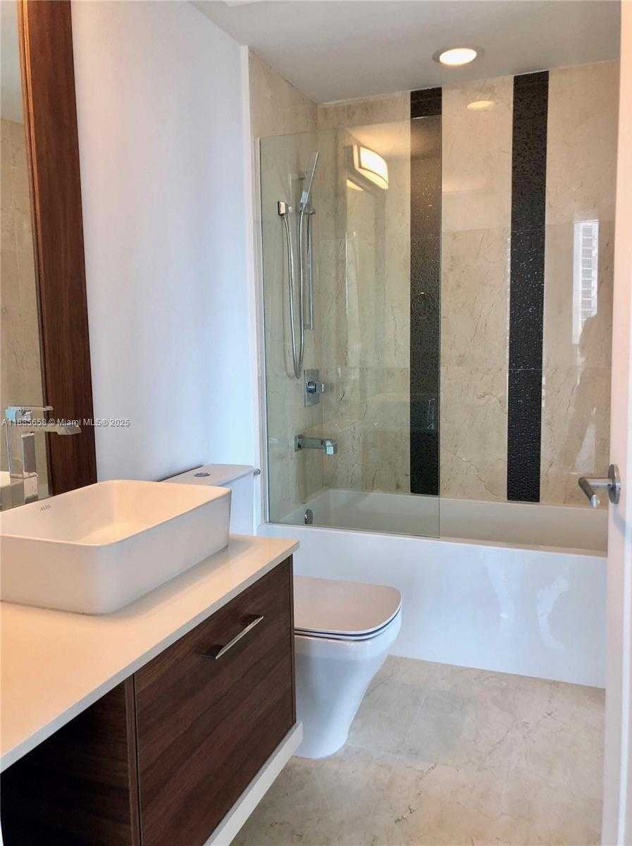 Small Image of 601 NORTH EAST 27TH ST #1101, Miami Number 7