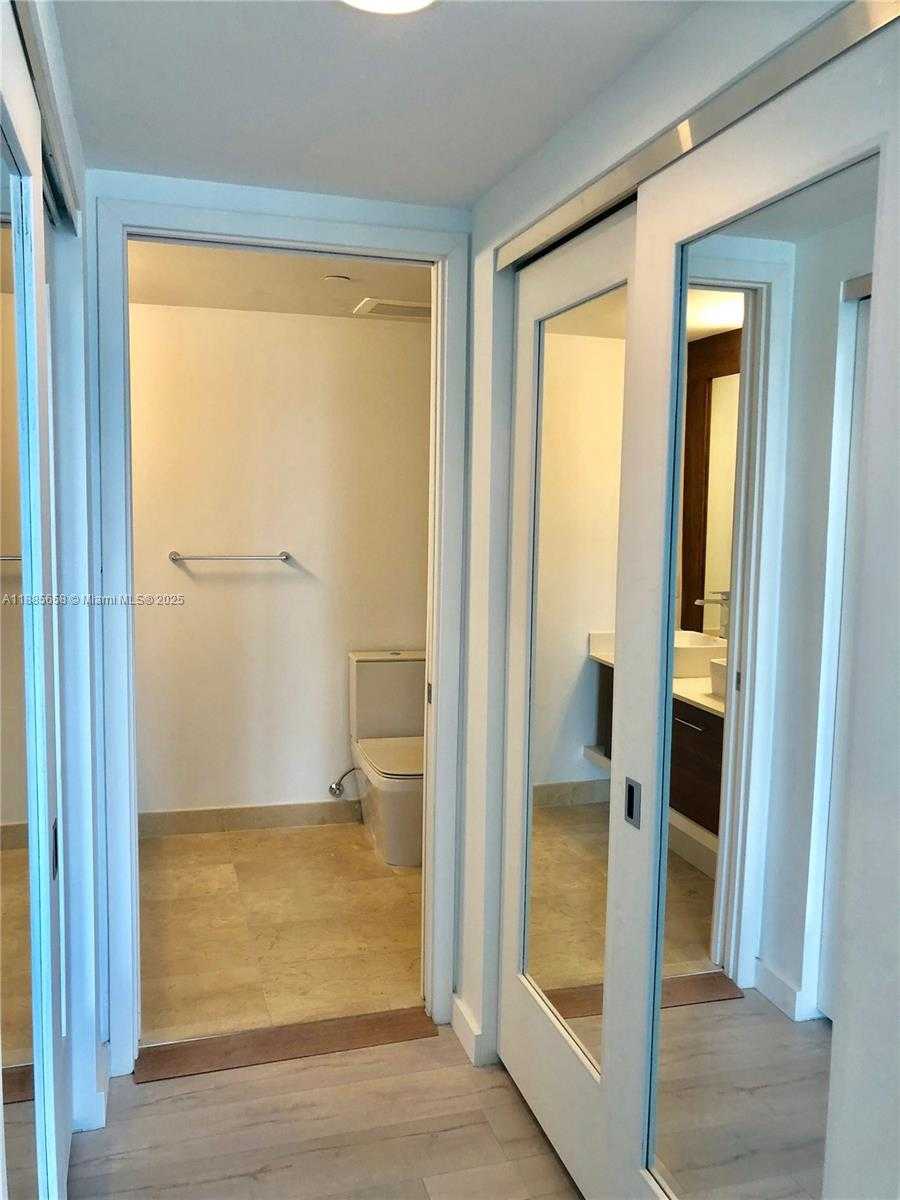 Small Image of 601 NORTH EAST 27TH ST #1101, Miami Number 8