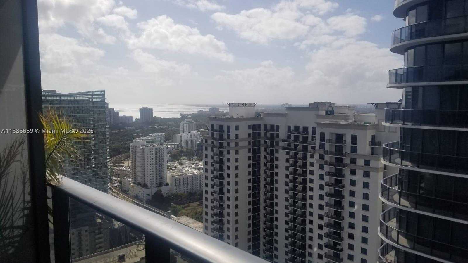 Small Image of 45 SOUTH WEST 9TH ST #3607, Miami Number 6